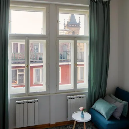 Days - Homey - New Town * Prag